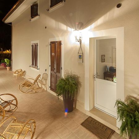 Villacolle Visso ภายนอก รูปภาพ